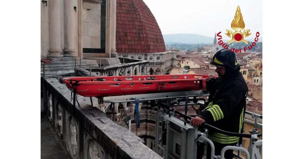 Um turista subiu os 463 degraus da cúpula de Brunelleschi em Florença e morreu